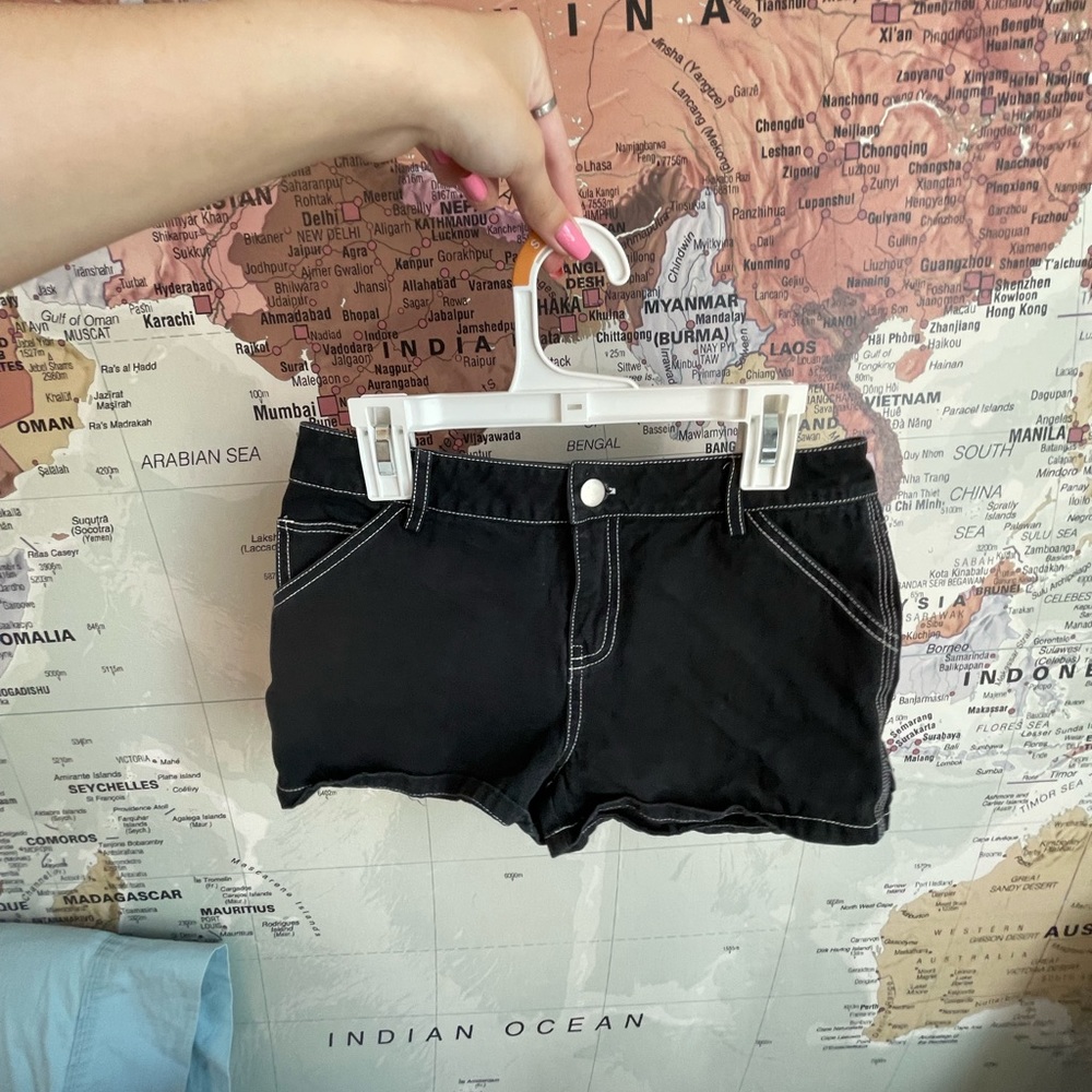 FULL TILT BLACK UTILITY SHORTS